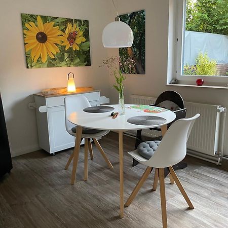 Huus Utspann Fewo Mit Terrasse - 23 Km Vor Hamburg - Seevetal Eksteriør bilde